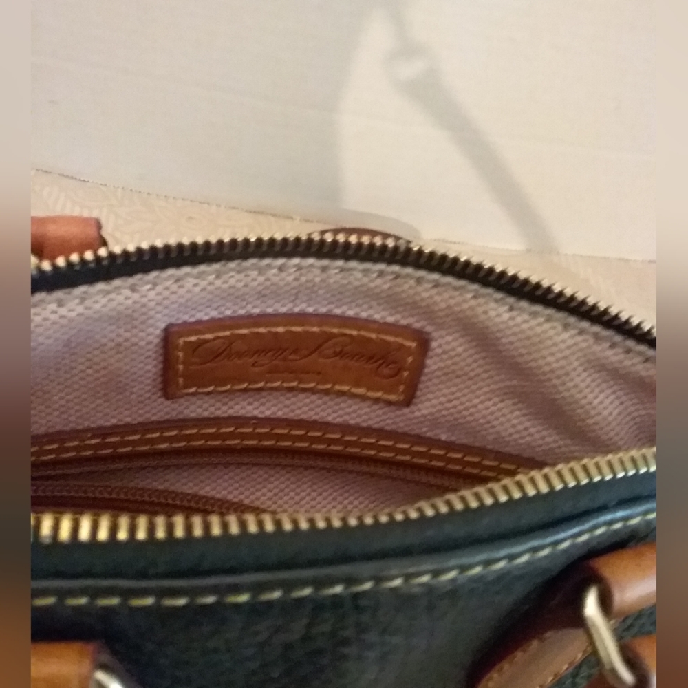 Dooney Bourke Pebble Satchel Crossbody w/Strap Leather Black /Brown Handles EUC - Picture 6 of 14